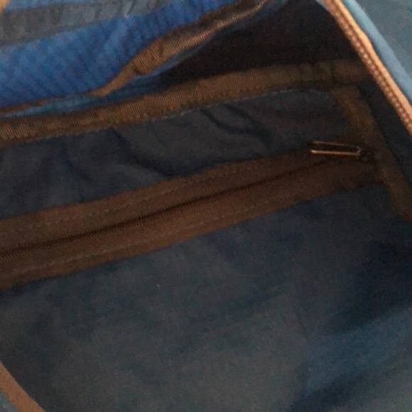 Sling backpack - Picture 7 of 7